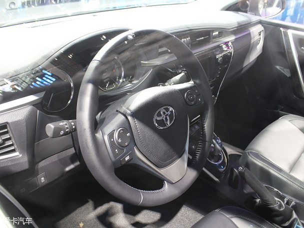 FAW Toyota 2015 Corolla Twin Engine