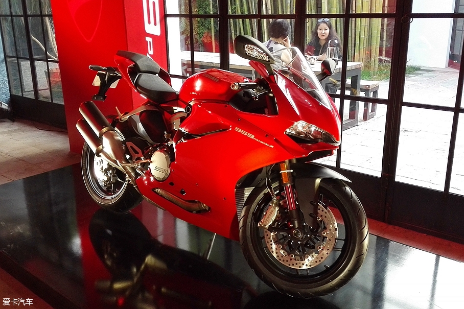 Ducati; Ducati 959; Ducati sports car