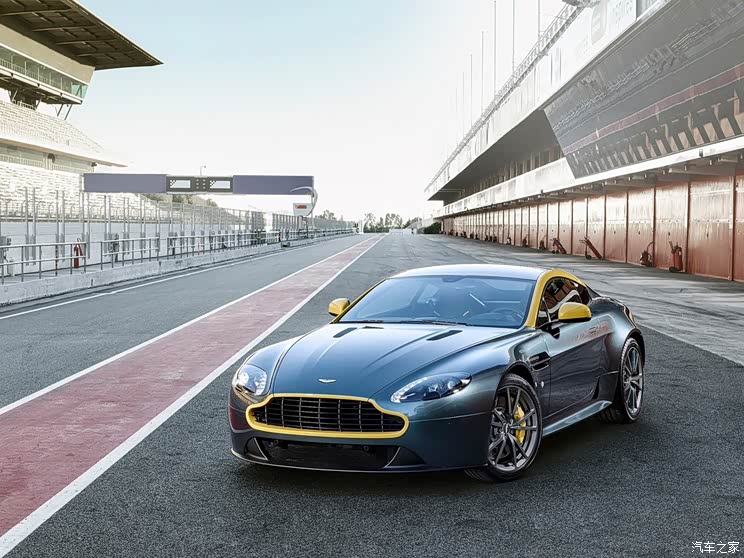 Aston martin aston martin V8 Vantage2015 4.7 N430